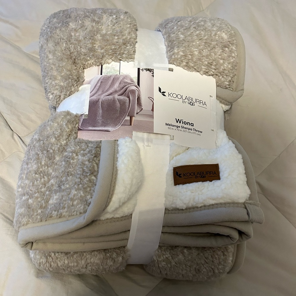 Koolaburra Ugg blanket 50x70 Wiona throw